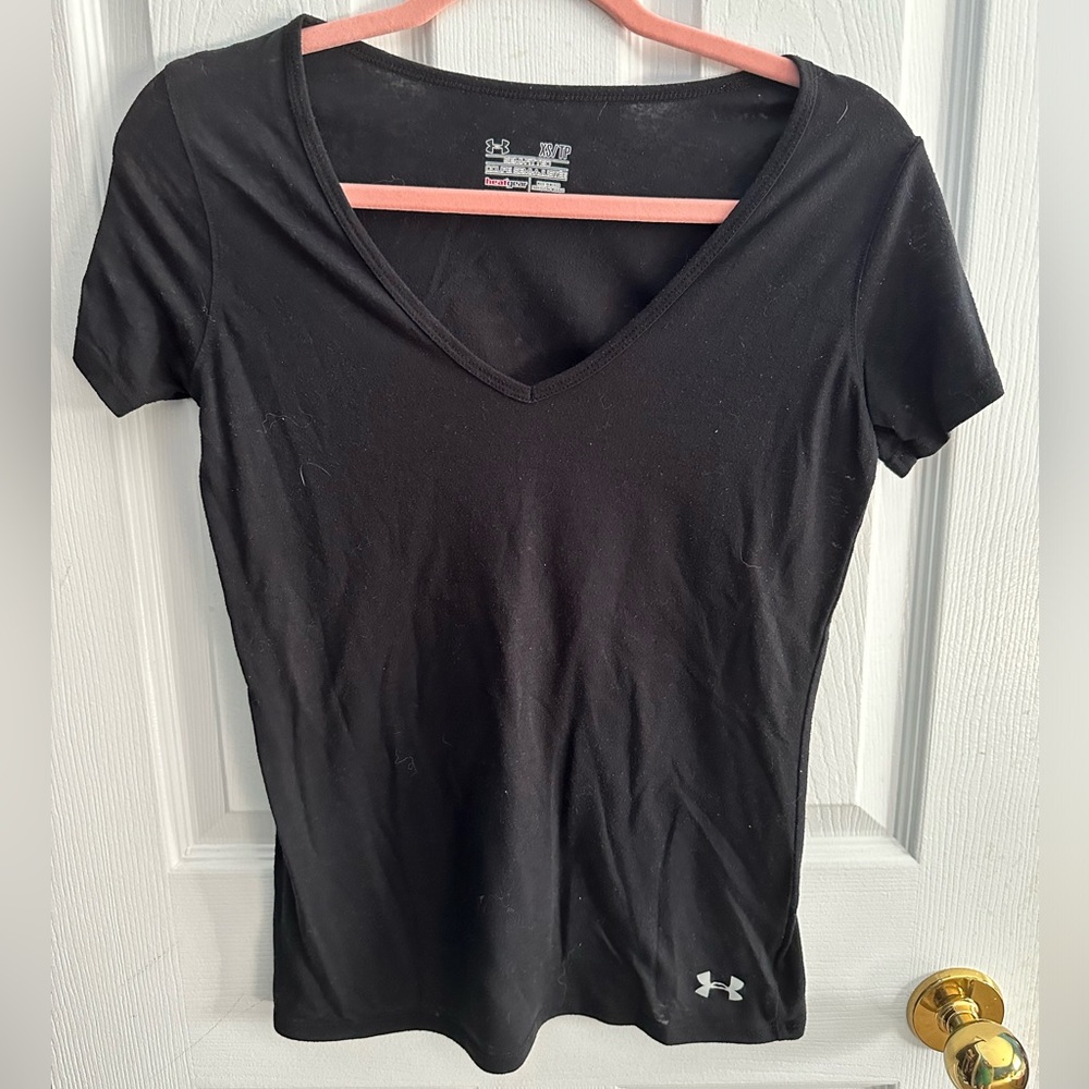 Woman’s UA t-shirt 👚